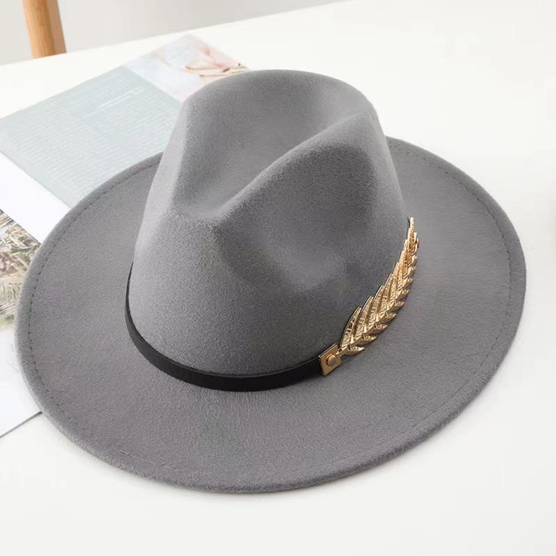 Retro Tweed Bowler Hat with HMetal Wheat & Belt Accessories - A Stylish Minimalistic Jazz Hat with a Large Brim